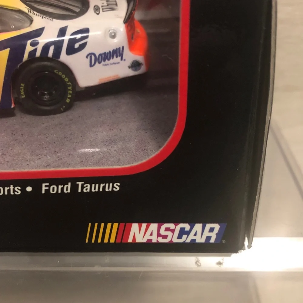 Vintage 1998 Hot Wheels NASCAR Racing Tide Die Cast Ricky Rudd #10 Car NIB NEW